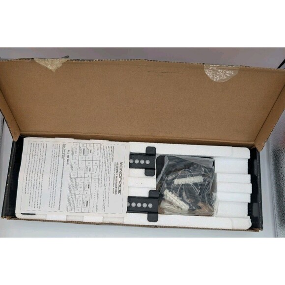 TV Wall Mount Ultra Slim Low Profile Bracket 32–55" Universal Design - Picture 3 of 6